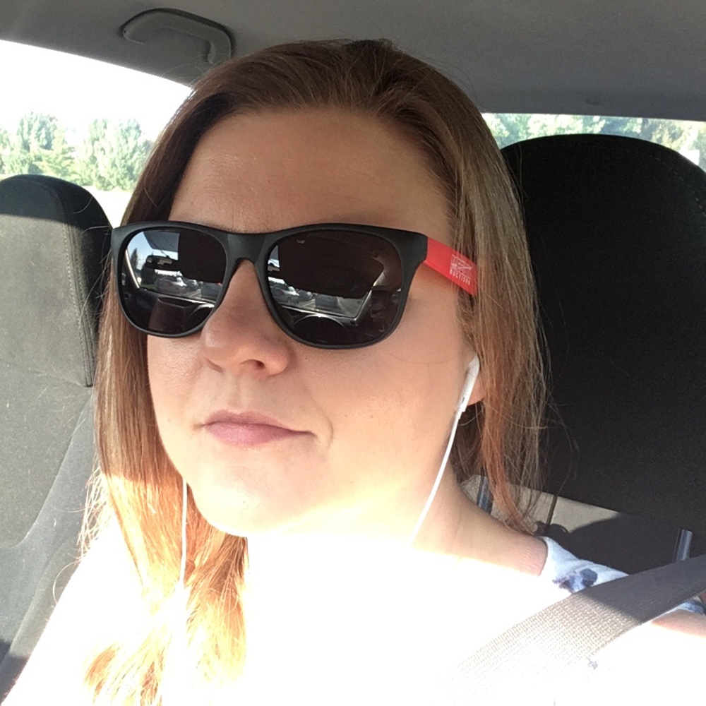 Meet your Posher, Becky
